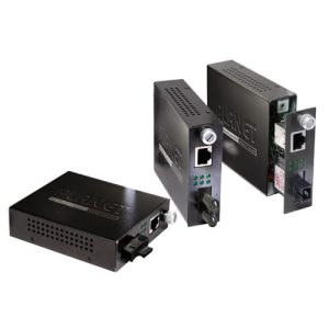 10/100BASE-TX to 100BASE-FX Smart Media Converter FST-806B20