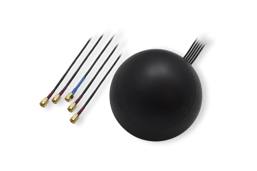 COMBO QUAD MOBILE/GNSS ROOF SMA ANTENNA