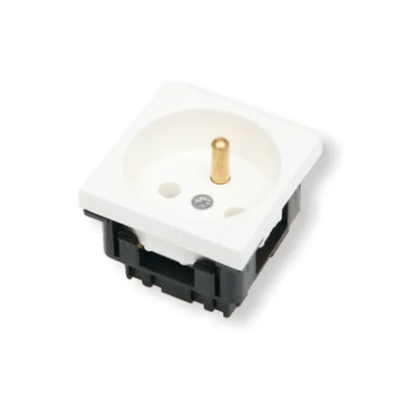 Socket BKT 1x(2P+T) 2 modules M45 white