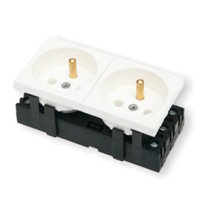 Socket BKT 2x(2P+T) 4 modules M45 white