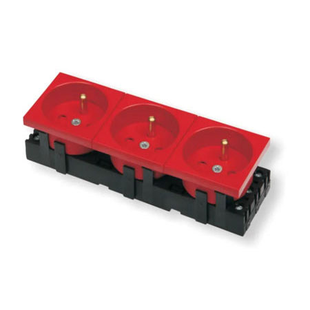 Socket BKT 3x(2P+T) 6 modules M45 DATA - red