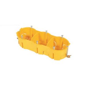 Flush mount box BKT 3P for empty walls